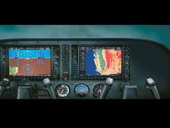 CESSNA 172 COCKPIT